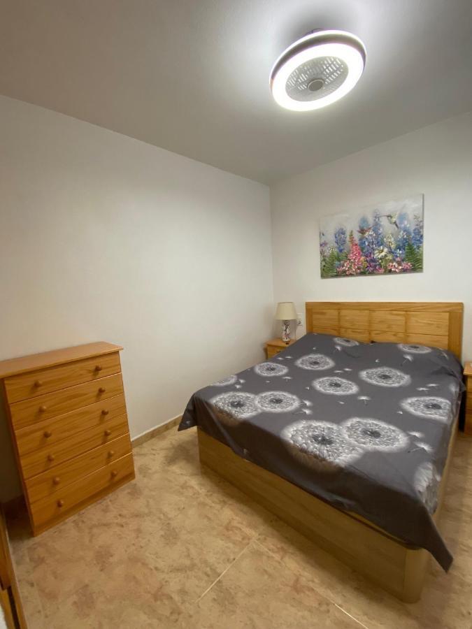 Apartamento Caballero De Rodas Torrevieja Esterno foto